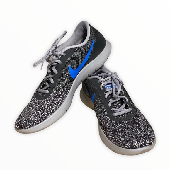 flex contact sneaker